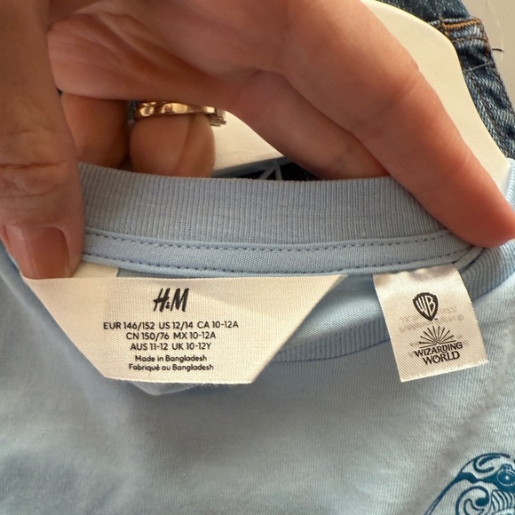 Harry Potter Ravenclaw TShirt H&M Cropped Blue Graphic Tee Girls 12/14 Women XS - Picture 4 of 6